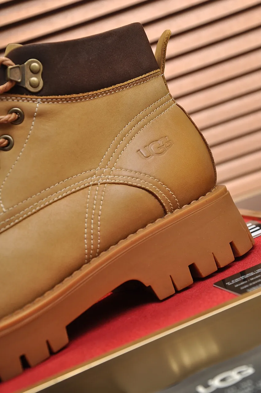 Men's shoes 💰640💶 [UGG] (full wool lining) top-end high-quality fur-in-one warm snow boots from Australia's warm luxury brand men's shoes, UGG-5877 official website synchronized, made of imported cowhide, carefully sewn...Imported rubber foam outsole (comfortable, soft, wear-resistant) The quality is really great...Exquisite workmanship, you can't put it down at first sight, available in sizes 39-44